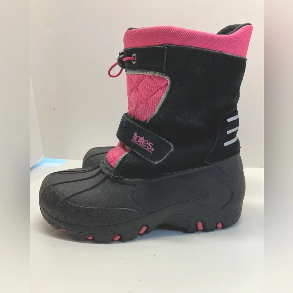 Totes “Jillian” Girl’s Winter/Cold Weather/Snow Boots,  2 Medium, Black/Pink
